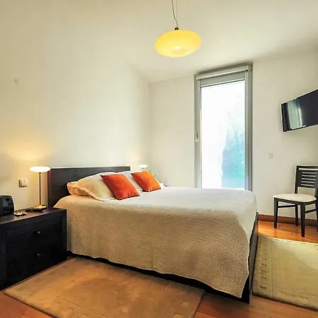 Villa Sleeps 8 Air Con Wifi Venade